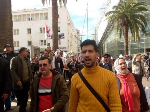 الجامعة في صور...